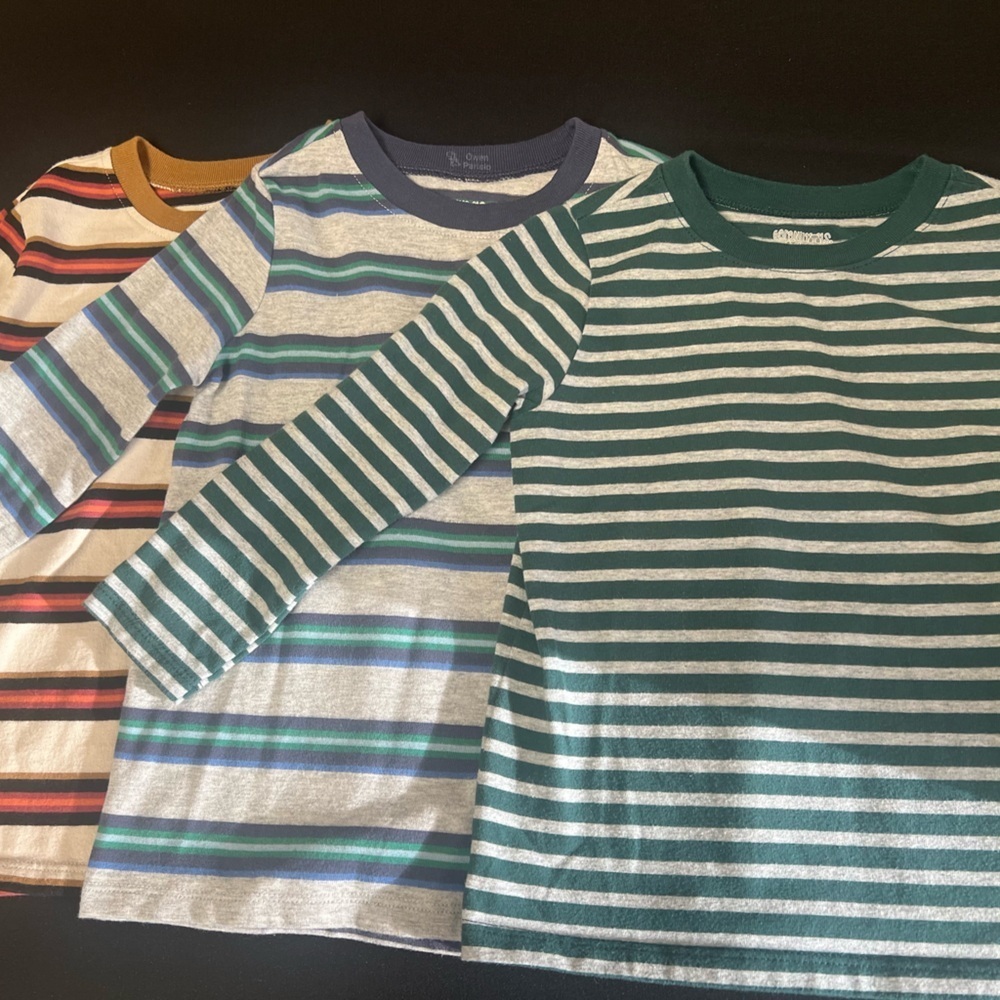 GARANIMALS LONG SLEEVE SIZE 4T T-SHIRTS LIKE NEW. SET OF 4 SHIRTS
